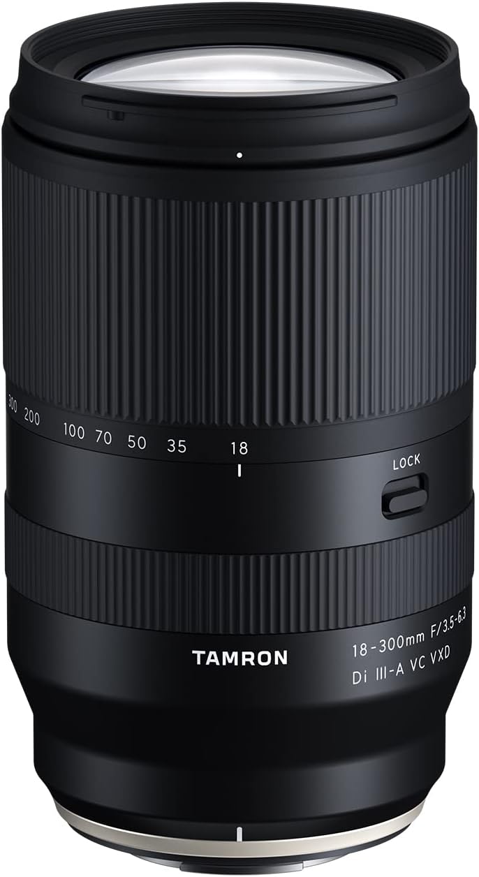Tamron 18-300mm F3.5-6.3 Di III-A VC VXD